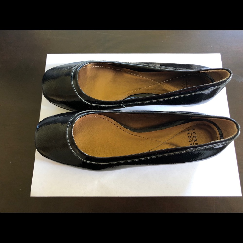Audrey Brook ballet flat 6.5